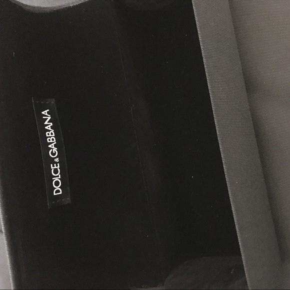 Dolce gabbana sunglasses case - Picture 2 of 2